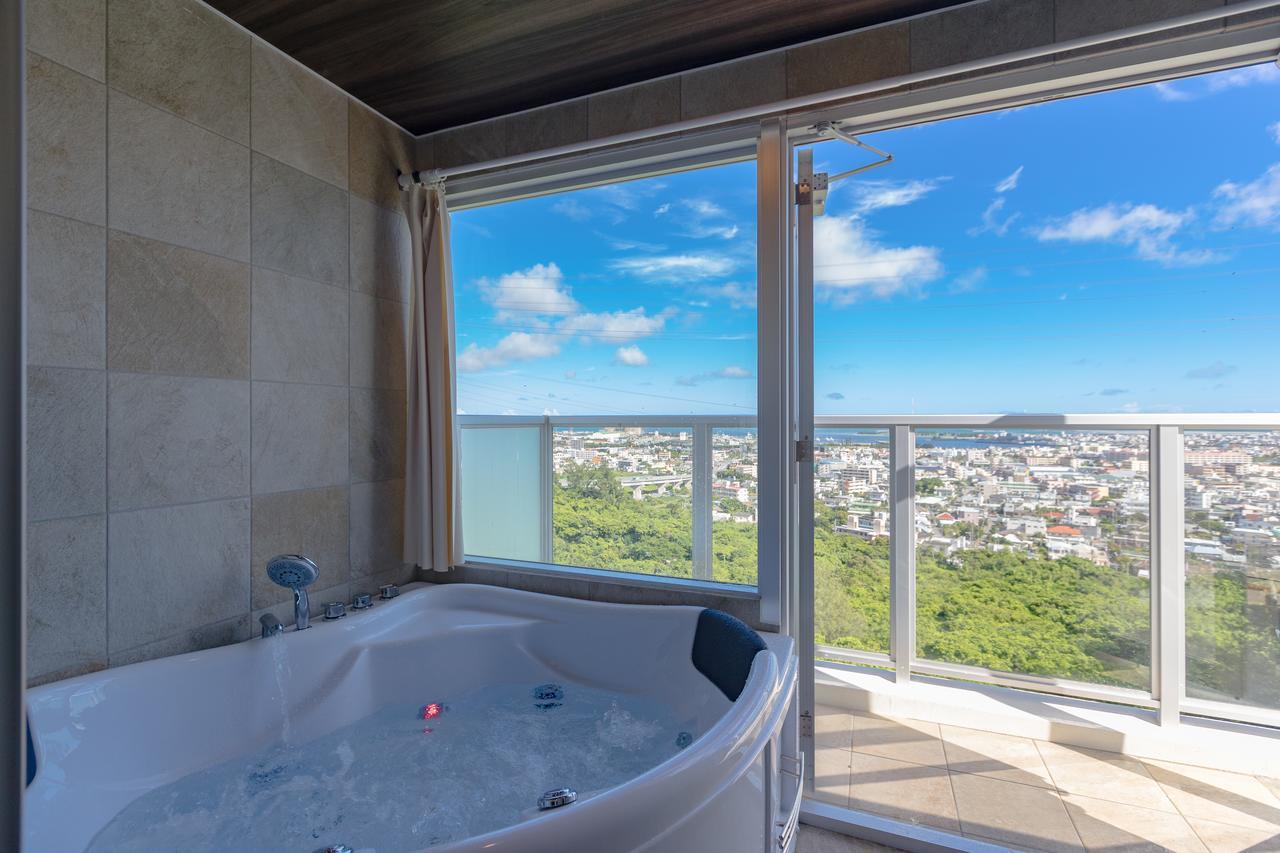 L.O.A Resort Okinawa Buitenkant foto